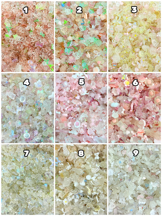 Mini decorative charms 2 (90 pieces)