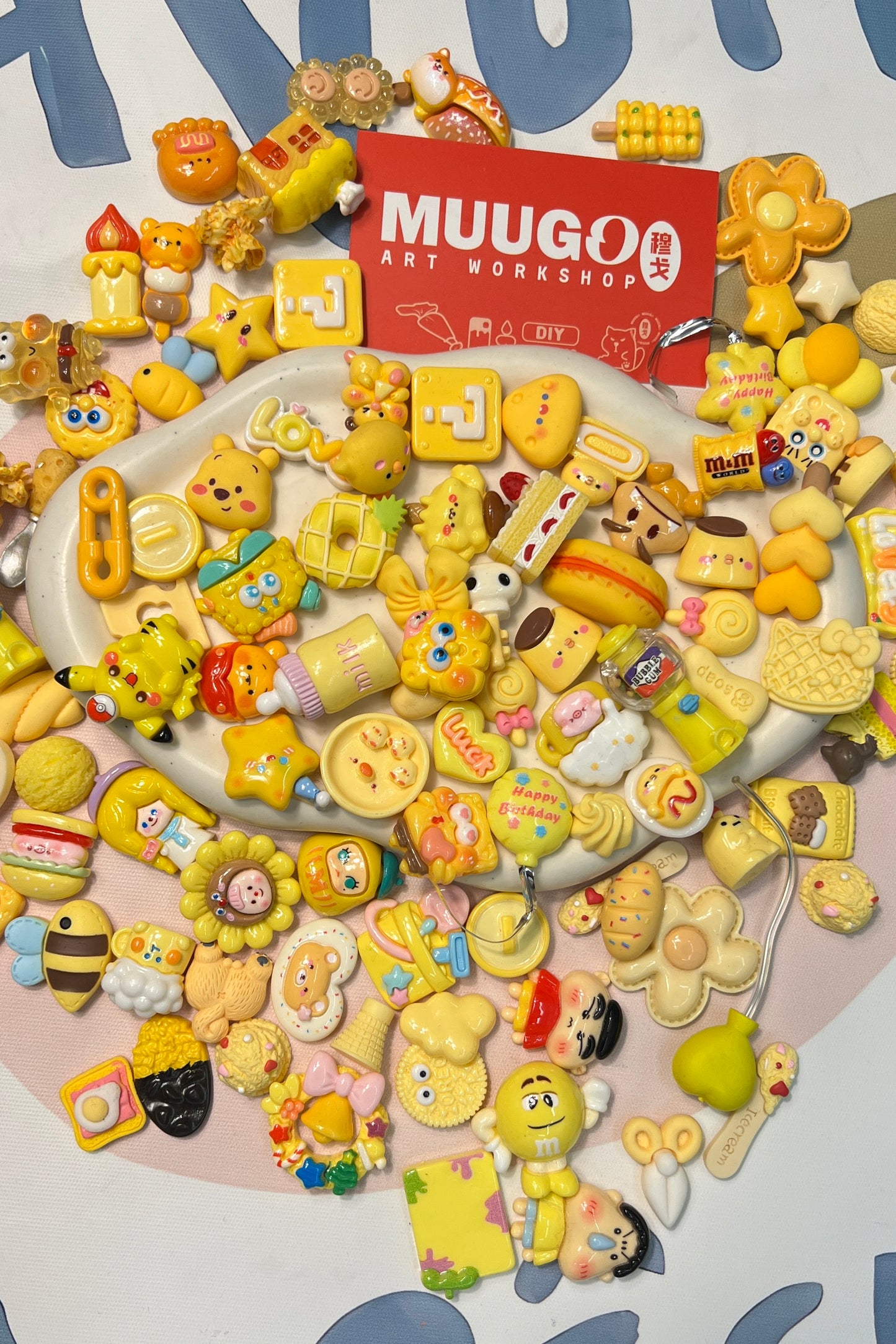 Yellow charms set