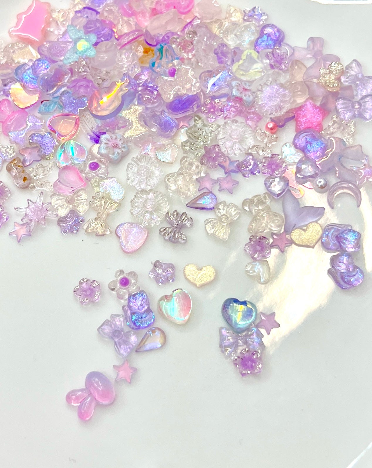 Mini decorative charms (90 pieces)