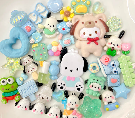 Kawaii green charm set