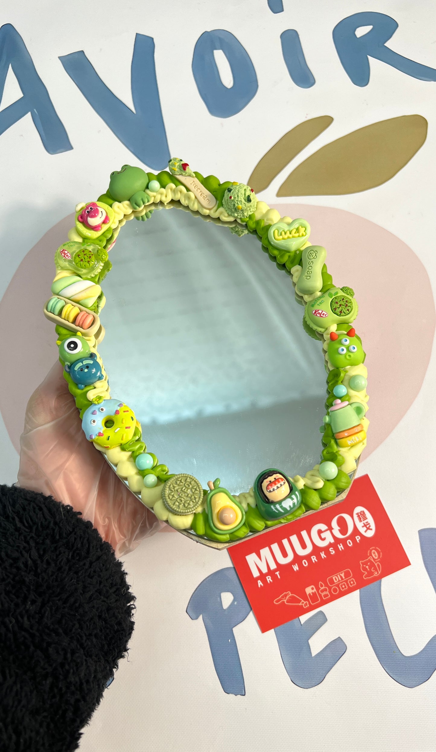 Oval wooden mirror (WITHOUT CHARMS)